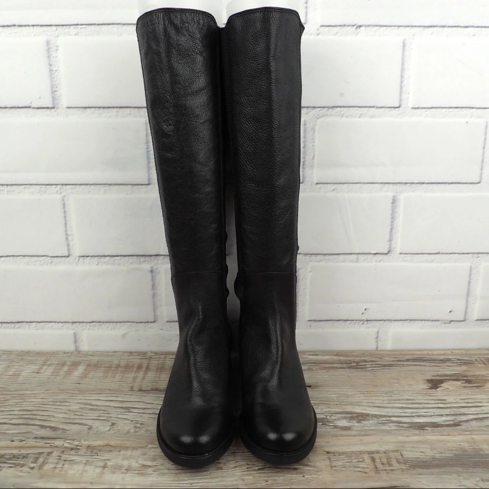 Cole Haan Jodhpur black leather riding boots 4.5